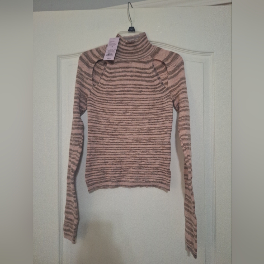 Wild Fable Womens Mock Neck Fitted Cut Out Sweater Size Medium